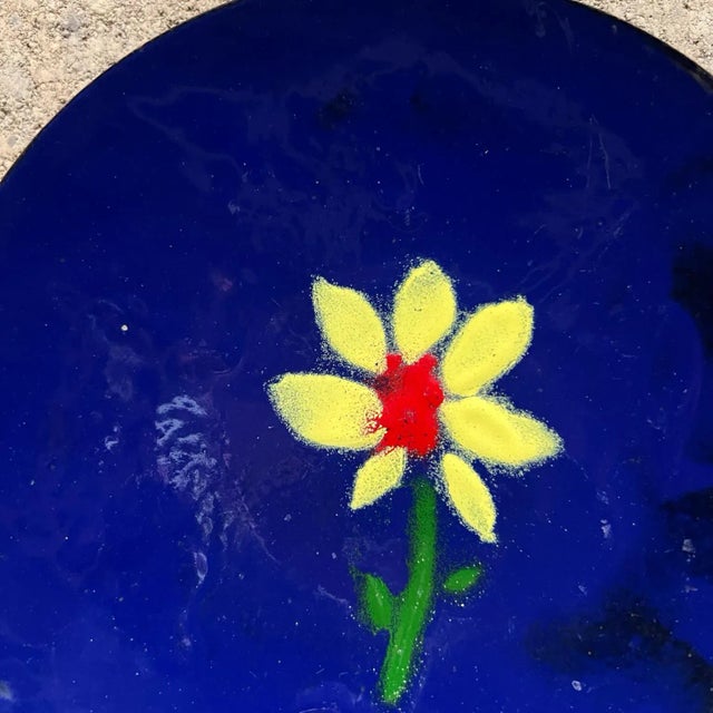 Metal 1967 Modern Copper Enamel Royal Blue Plate Yellow Daisy Flower Signed For Sale - Image 7 of 8