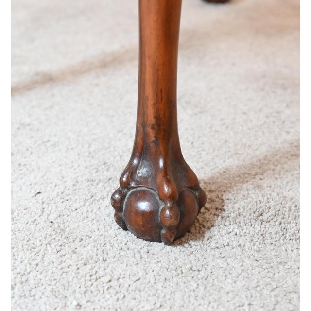English Queen Anne Lowboy Chest in Walnut, 1890s For Sale - Image 5 of 10