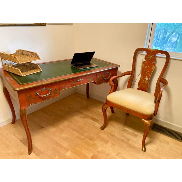 Chinoiserie Vintage Baker Queen Anne Scarlet Japanned Desk/ Bureau Plat Conforming Chair For Sale - Image 3 of 12
