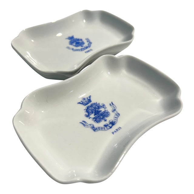 MCM French 5-Star Luxury Ritz Paris Hotel White Milk Glass Ashtray Catchall Trinket Soap Dish For Sale