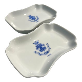 MCM French 5-Star Luxury Ritz Paris Hotel White Milk Glass Ashtray Catchall Trinket Soap Dish - A Pair For Sale