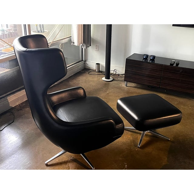 Cantoni Cantoni Leather Recliner Lounge Chair and Ottoman Set in Genuine Top-Grain Leather With Stainless Steel Swivel Base For Sale - Image 4 of 12