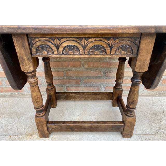 Spanish Wing Table in Walnut, 1930s For Sale - Image 14 of 18