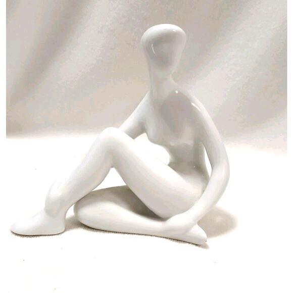 Czeckoslovakian Royal Dux Nude Woman Figurine 7" White Porcelain MCM Art Deco 100% Authentic The Woman Figurine is a...