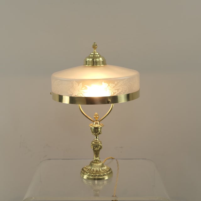 Gold Art Nouveau French Brass Ladies Table Lamp with Etched Glass Shade, 1910s For Sale - Image 8 of 10