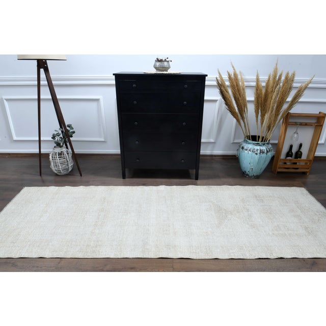 1970s Vintage Turkish Handmade Wool Cotton Beige Runner Rug For Sale - Image 9 of 11
