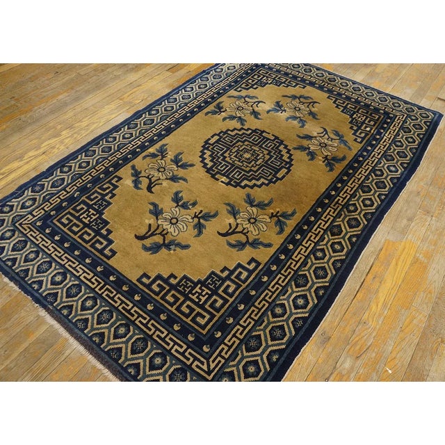 1920s Tan Camel Medallion Traditional Antique Chinese Baotou Carpet 4' X 6'2'' Knotted Wool Rug For Sale - Image 9 of 9
