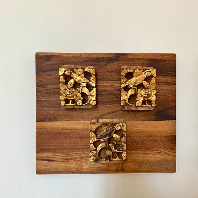 Wood 1920s Sculptural Wall Art – Antique Chinese Giltwood Openwork Panel Set, Pair For Sale - Image 7 of 9