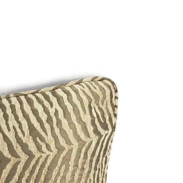 Beautiful chenille zebra print in Fawn pillow cover. The beige color is the chenille will gray in between. This pillow is...