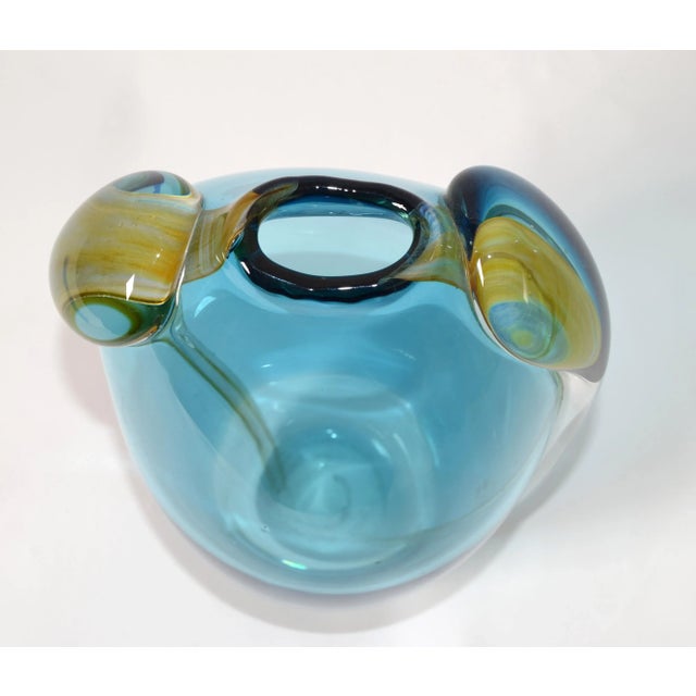 Vitrix Studio Blown Light Blue & Gold Art Glass Vase Thomas Buechner Op Art 80s For Sale - Image 9 of 13