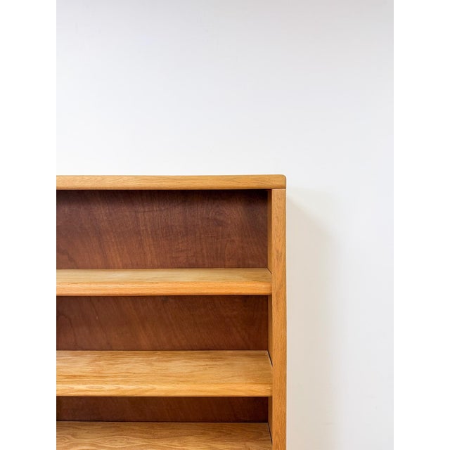 Mid 20th Century Vintage MCM Light Oak Bookshelf, Five Shelf With Rounded Edges, Rustic Bookcase For Sale - Image 5 of 13