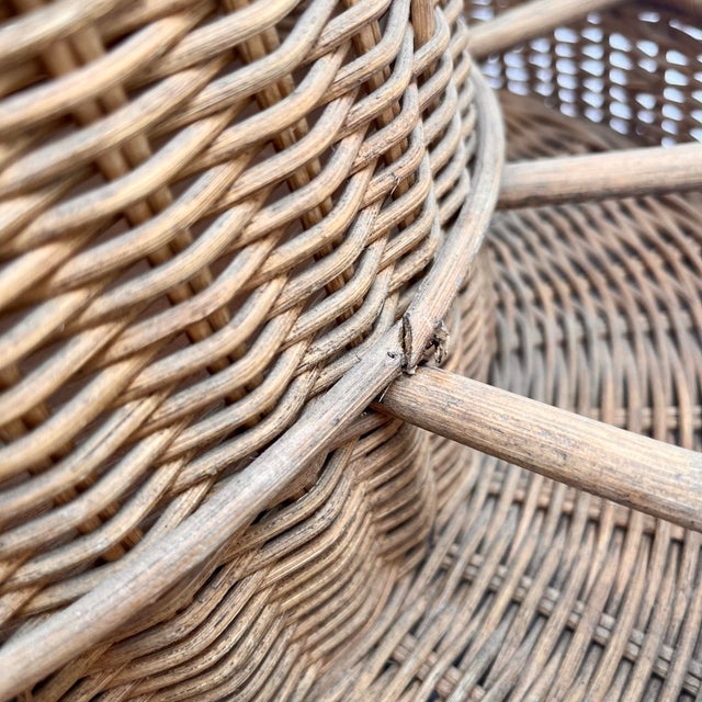 Vintage Wicker Drinks Basket, Picnic Basket, Tailgate Basket, Drinks Server, Wine Rack, Light Blue and Red For Sale - Image 12 of 12