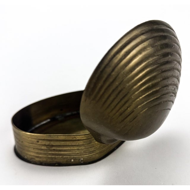 Bauhaus Large Vintage Brass Lidded Clam Shaped Trinket Box For Sale - Image 3 of 10