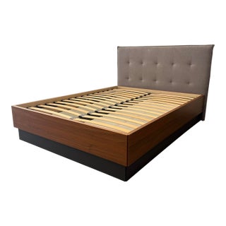 Queen Size BoConcept Lugano Lift Up Storage Bed For Sale