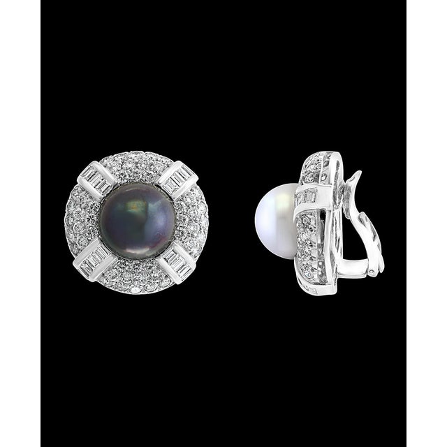 South Sea Pearl Day & Night with 12 Carat Diamond Cocktail Earrings 18 K Gold For Sale - Image 11 of 18