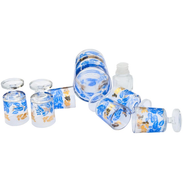 Mid 20th Century Mid 20th Century French Blue & Gold Leaf-Patterned Decanter & Glasses Set- 7 Pieces For Sale - Image 5 of 5