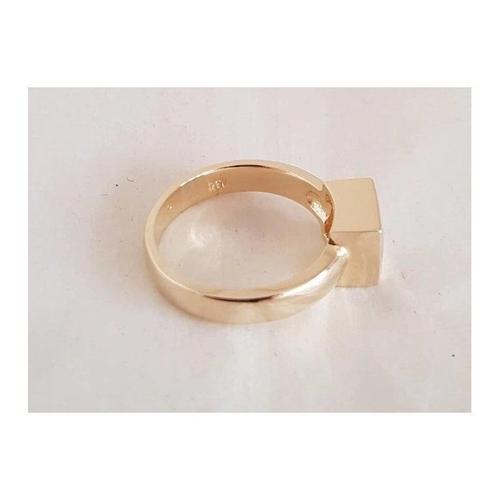Gold Vintage 14ct Yellow Gold Princess-Cut Diamond Four-Stone Ring, 1960s For Sale - Image 8 of 18