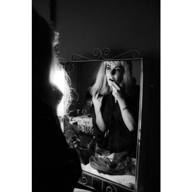 Liz Taylor Portrait Session In Blonde Wig 1963: Actress Elizabeth Taylor poses for a portrait session wearing a blonde wig...