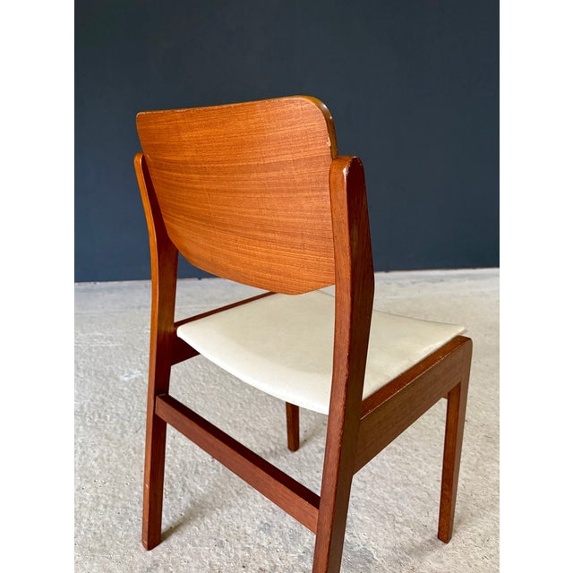 Vintage Dutch Chairs from MCM, 1960s, Set of 2 For Sale - Image 16 of 18