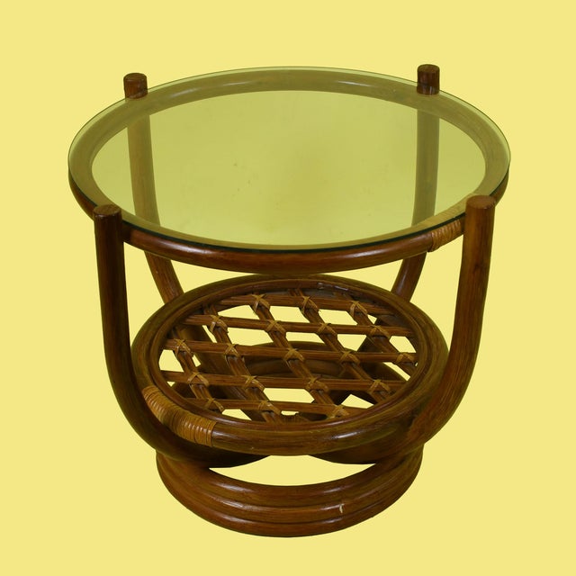 Coastal Late 20th Century Pair of Round Rattan Side Tables For Sale - Image 3 of 3