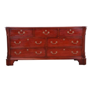 1980s Henredon Georgian Carved Mahogany Dresser For Sale