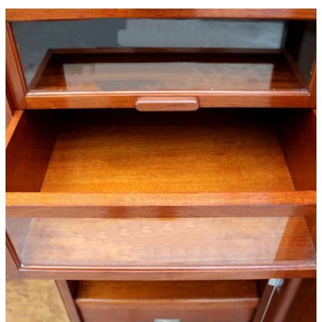 Brown English Art Deco Blonde Walnut Triple Breakfront Wardrobe, 1930 For Sale - Image 8 of 14