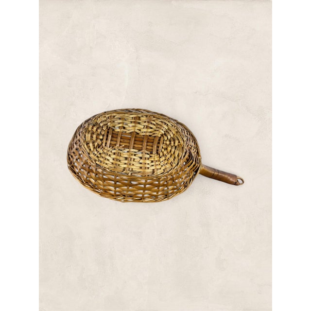 Vintage English Skillet-Shaped Bread Basket For Sale In Tampa - Image 6 of 6