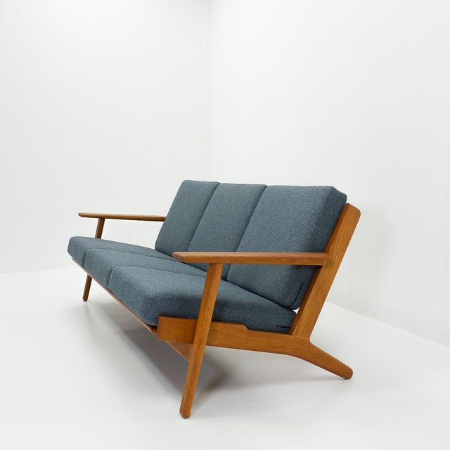 Mid-Century Modern GE 290 3-Seater Sofa by Hans Wegner for Getama, 1960s For Sale - Image 3 of 13