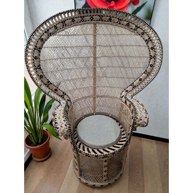 Set of Large Mid-Century Wicker Rattan Peacock Chair and Ottoman, 1970s For Sale - Image 9 of 18