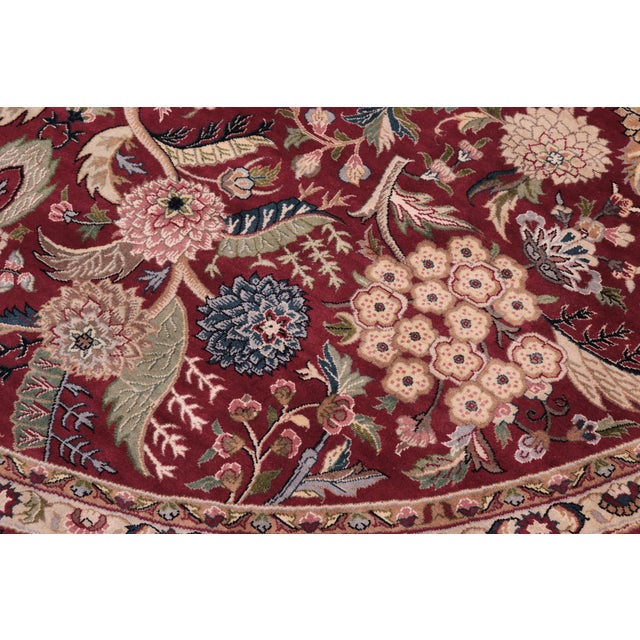 Art Nouveau 1990's Pak-Persian Red/Pink Wool Round Rug- 8'1'' X 8'3'' For Sale In New York - Image 6 of 9