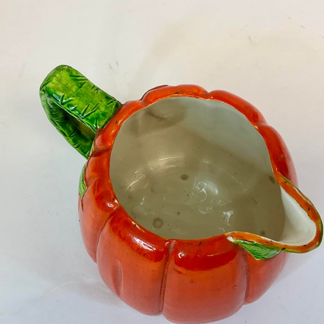 1940s 1940s Boho Chic Trompe l'Oeil Hollywood Regency Tomato Pitcher. For Sale - Image 5 of 8