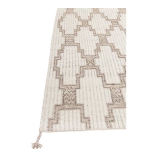 10x14Ft. Ivory White Wool Boho Inspired Hand Made Rug For Sale
