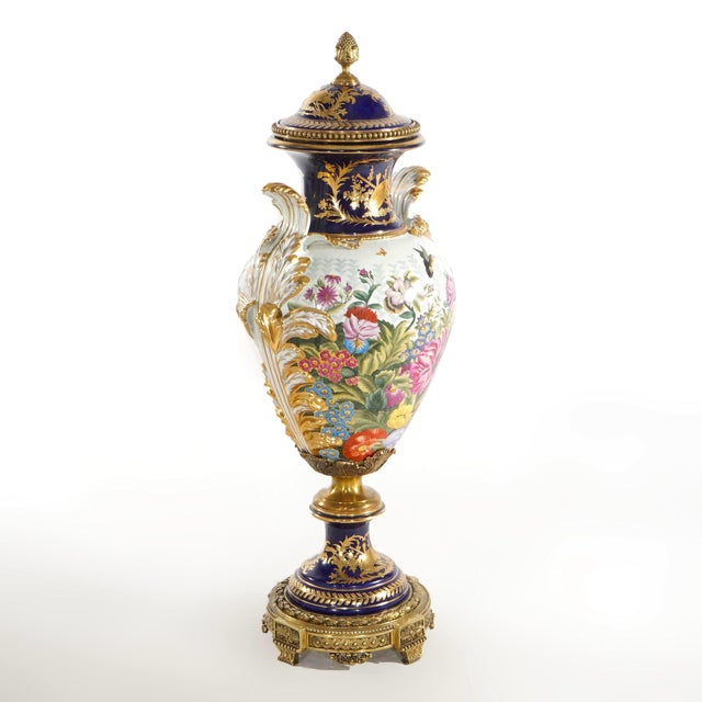Large & Impressive 19th Century French Sèvres Porcelain Gilt Gold Decorated Urns For Sale - Image 11 of 12