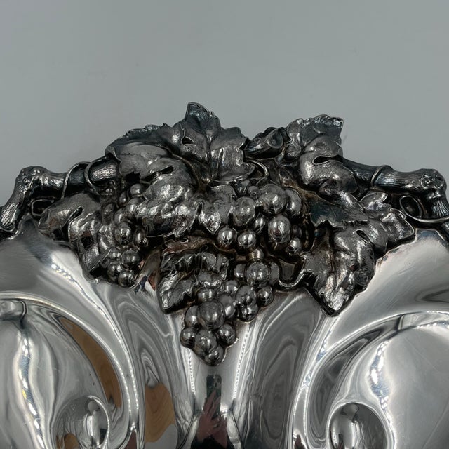 Vintage Reed & Barton XLarge Silverplate Scallop Shell Serving Dish, Shrimp Cocktail, Appetizers, Hors Oeuvres Holloware For Sale - Image 11 of 12