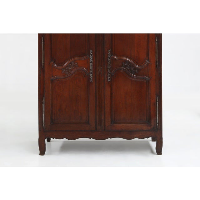 Large French Louis XVI Carved Bridal Wardrobe, 1850s For Sale - Image 5 of 18