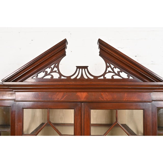 Brown 1940s Charak Furniture Georgian Carved Flame Mahogany Lighted Breakfront Bookcase Cabinet With Secretary Desk For Sale - Image 8 of 8