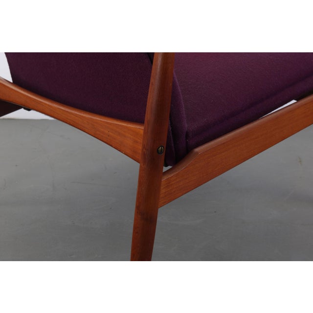 1950s Danish Modern Lounge Chair (Hers) by Soren J. Ladefoged, ca. late 1950s, Denmark For Sale - Image 5 of 8