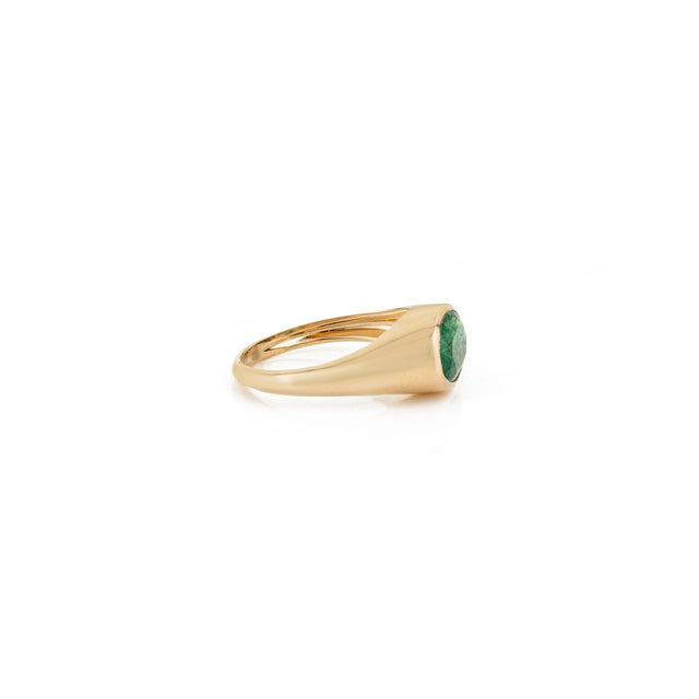 Metal 18k Gold Chunky 1.91Carat Natural Emerald Bezel Signet Ring Size 8 For Sale - Image 7 of 16