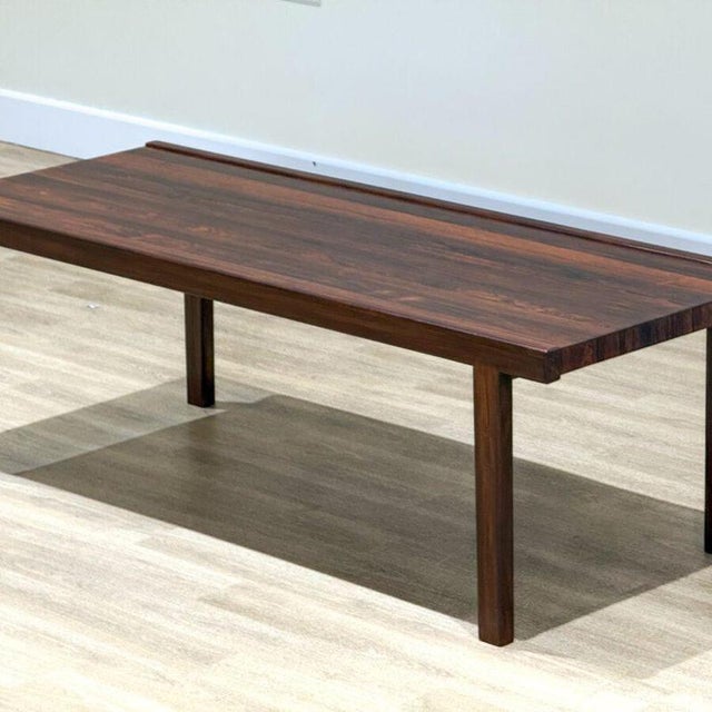 1960s Mid-Century Walnut Coffee Table from McIntosh For Sale - Image 5 of 12
