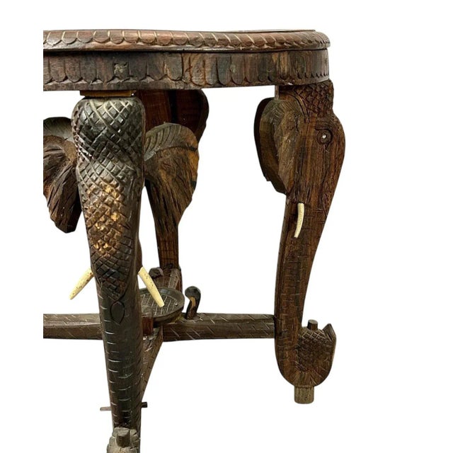 Elephant Side Table, 1920s, in Good conditions. Designed 1920 to 1949