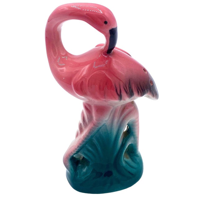 Ceramic 1980s Pink & Green Flamingo Ceramic Tabletop Matching Salt & Pepper Shaker Set For Sale - Image 7 of 11