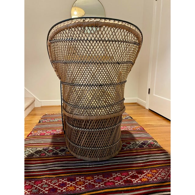 1970s Vintage Rattan Peacock Chaise Lounge Chair For Sale - Image 5 of 7