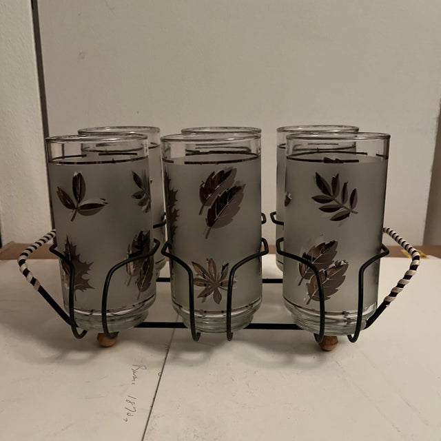 1970s Libbey Silver Foil Etched Leaf Design Mid Century Modern Glasses With Carrier- 7 Pieces For Sale - Image 9 of 9