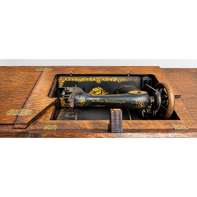 American Antique Singer Sewing Machine -W/ Cabinet For Sale - Image 3 of 3