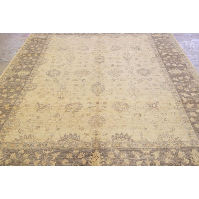 Handcrafted Modern Paki Peshawar Beige Wool Rug With Palmettes Design For Sale - Image 10 of 12