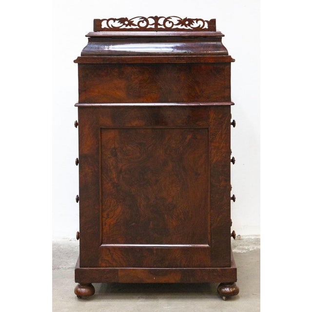Wood Mid-19th Century Davenport Secretaire in Burl Walnut For Sale - Image 7 of 18