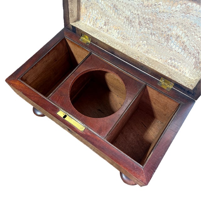 Chestnut Antique Early 19th Century William IV Regency English Mahogany Tea Sarcophagus Caddy For Sale - Image 8 of 9