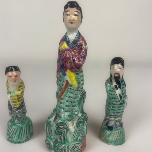 Chinese Set of Three Vintage Famille Rose Chinese Porcelain Figures For Sale - Image 3 of 4