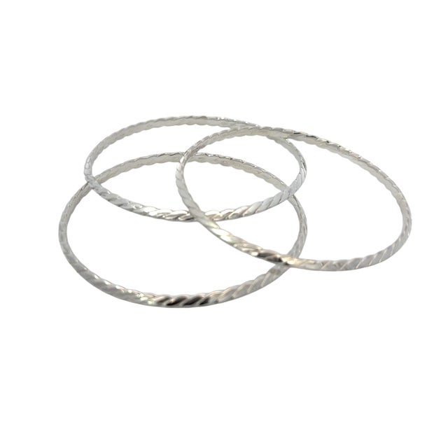 Late 20th Century Tiffany & Co Single Bangle Bracelet Sterling Silver Estate For Sale - Image 12 of 15