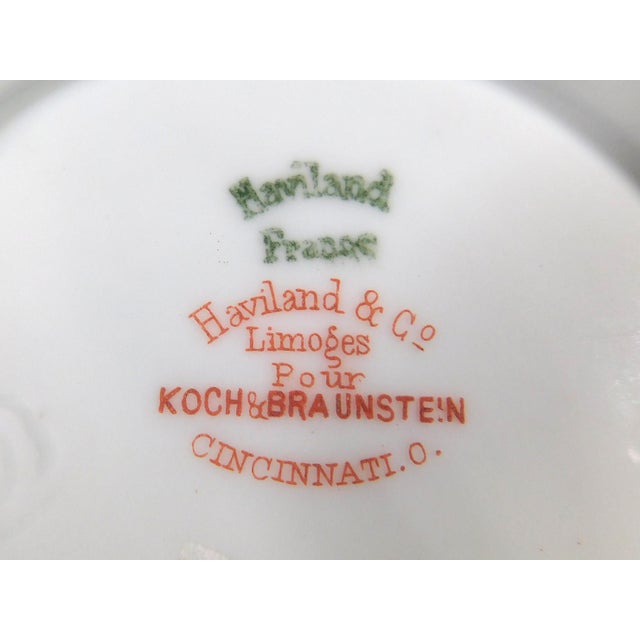 Ceramic Late 18th Century Haviland White Floral Shaped Gravy Boat and Underplate For Sale - Image 7 of 7